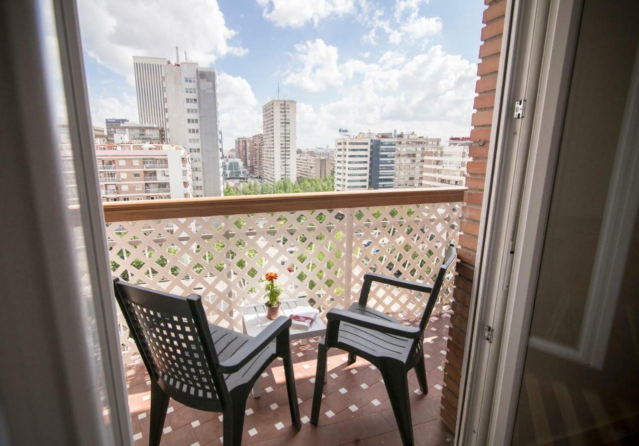 Elegant Retreat Business District Bernabeu Apartment Madrid Bagian luar foto