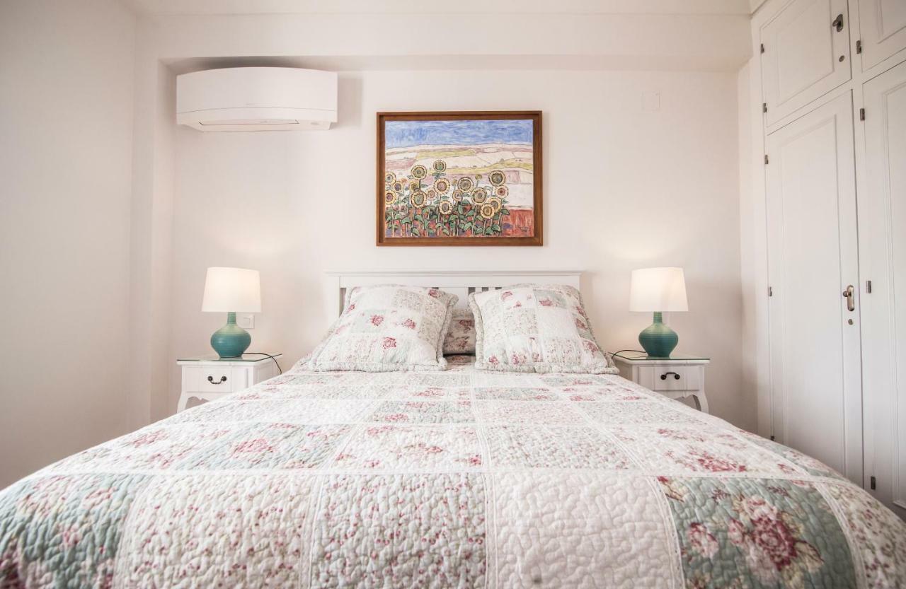 Elegant Retreat Business District Bernabeu Apartment Madrid Bagian luar foto